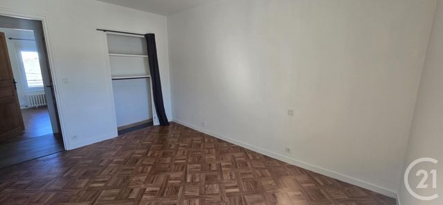 Appartement &agrave; louer - 3 pi&egrave;ces - 69,59 m2 - Rodez - 12 - MIDI-PYRENEES