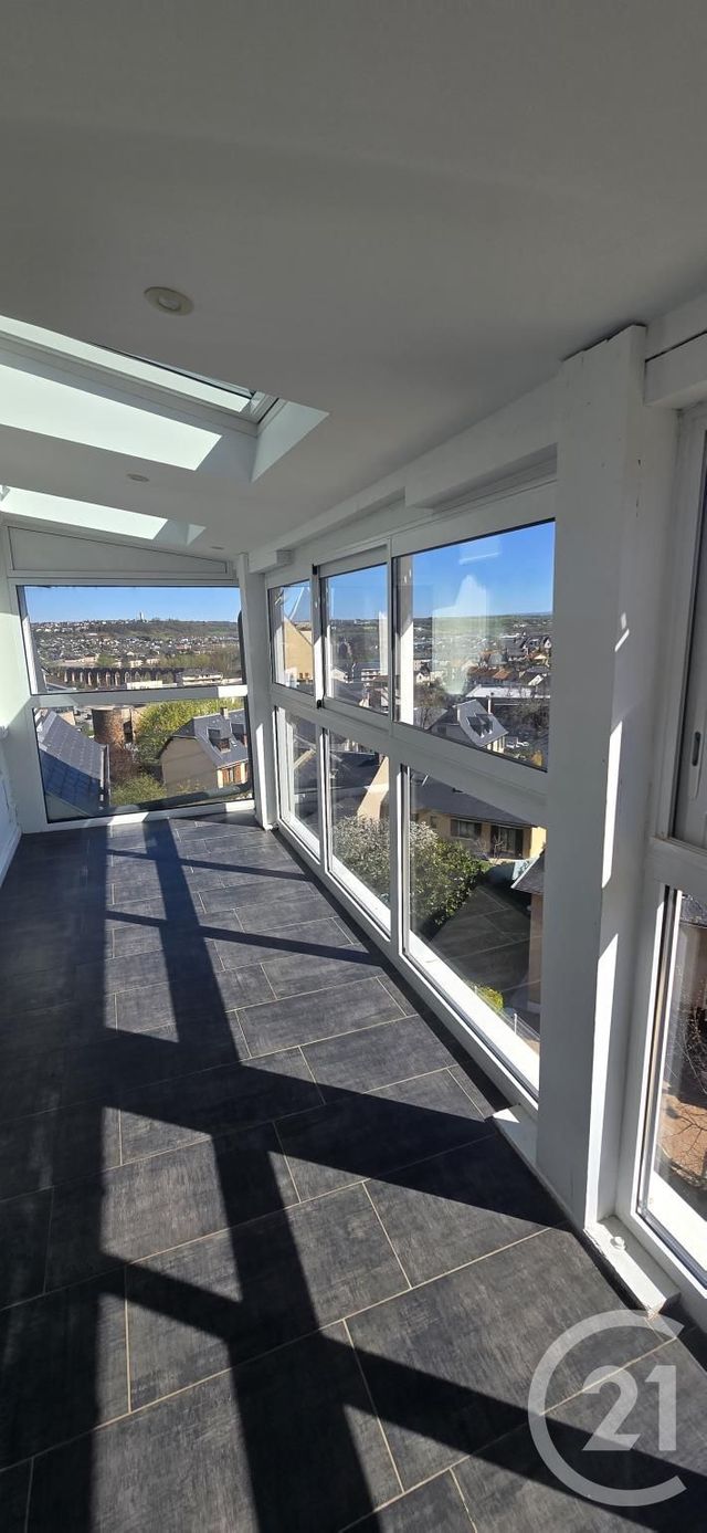 Appartement &agrave; louer - 3 pi&egrave;ces - 69,59 m2 - Rodez - 12 - MIDI-PYRENEES