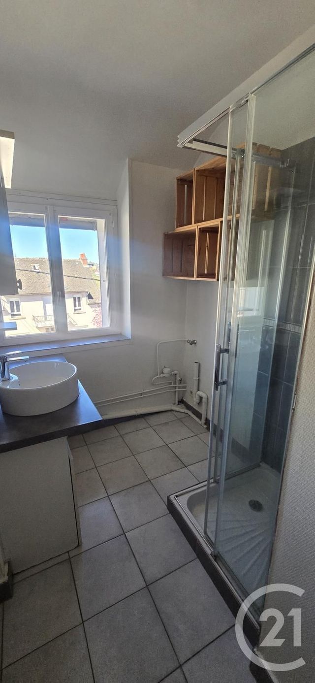 Appartement &agrave; louer - 3 pi&egrave;ces - 69,59 m2 - Rodez - 12 - MIDI-PYRENEES