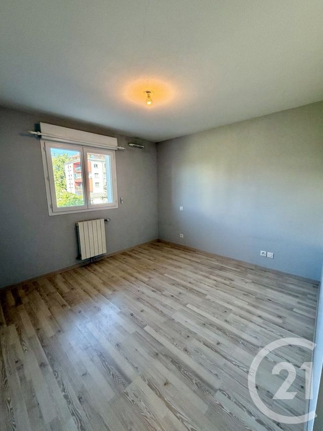 Appartement T3 &agrave; vendre - 3 pi&egrave;ces - 63,79 m2 - Rodez - 12 - MIDI-PYRENEES