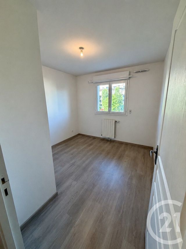 Appartement T3 &agrave; vendre - 3 pi&egrave;ces - 63,79 m2 - Rodez - 12 - MIDI-PYRENEES