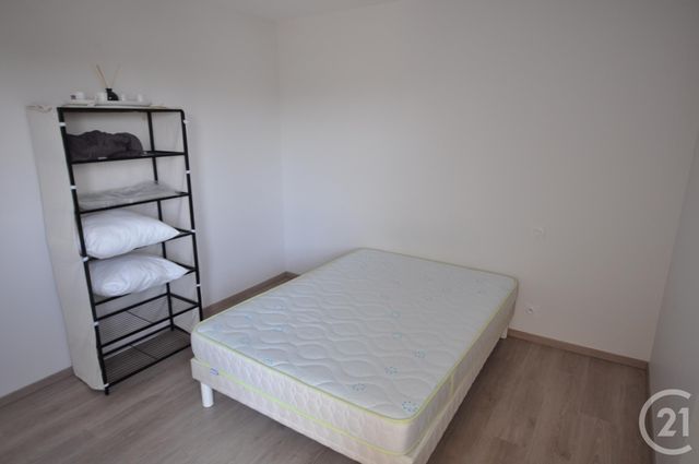 Appartement &agrave; louer - 2 pi&egrave;ces - 35,25 m2 - Rodez - 12 - MIDI-PYRENEES