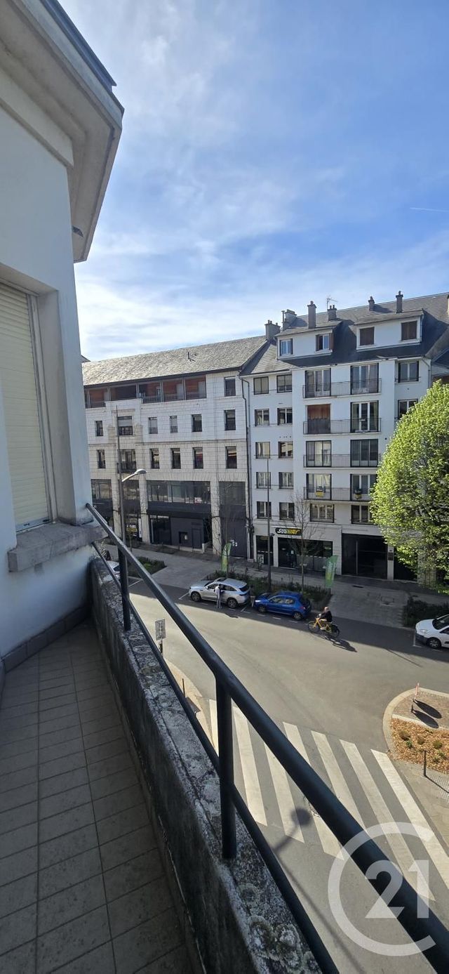 Appartement F3 &agrave; louer - 3 pi&egrave;ces - 85 m2 - Rodez - 12 - MIDI-PYRENEES
