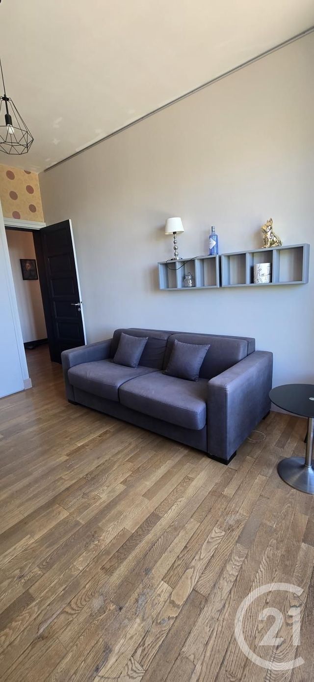 Appartement F3 &agrave; louer - 3 pi&egrave;ces - 85 m2 - Rodez - 12 - MIDI-PYRENEES