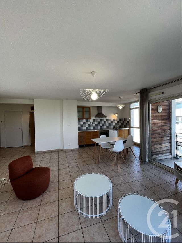 Appartement F2 &agrave; louer - 2 pi&egrave;ces - 51,57 m2 - Rodez - 12 - MIDI-PYRENEES