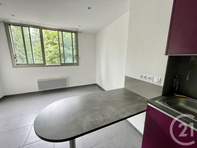 Appartement T2 &agrave; louer - 2 pi&egrave;ces - 28,16 m2 - Rodez - 12 - MIDI-PYRENEES