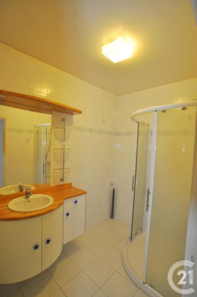 Appartement F2 &agrave; louer - 2 pi&egrave;ces - 48,47 m2 - Rodez - 12 - MIDI-PYRENEES