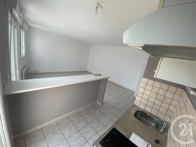 Appartement F3 &agrave; louer - 3 pi&egrave;ces - 54 m2 - Rodez - 12 - MIDI-PYRENEES