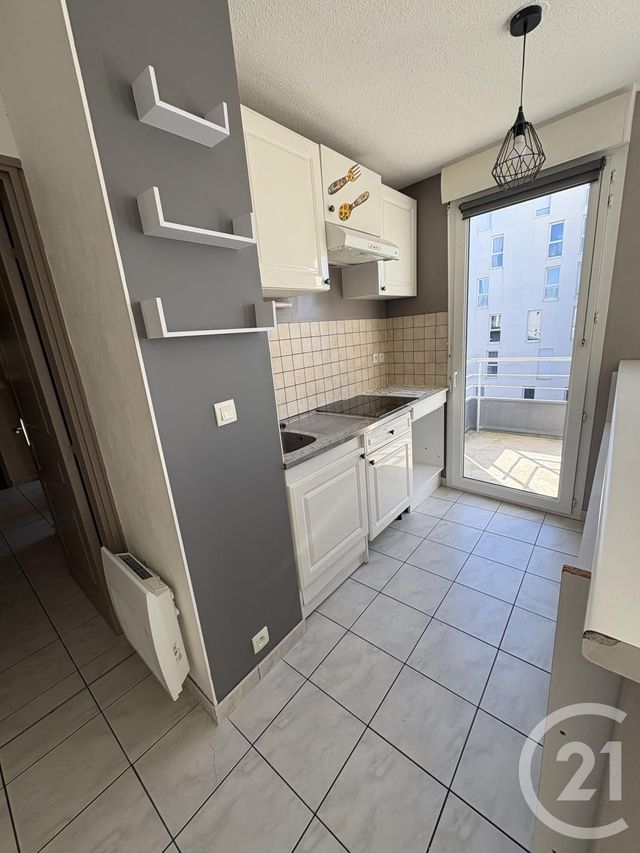 Appartement F3 &agrave; louer - 3 pi&egrave;ces - 54 m2 - Rodez - 12 - MIDI-PYRENEES