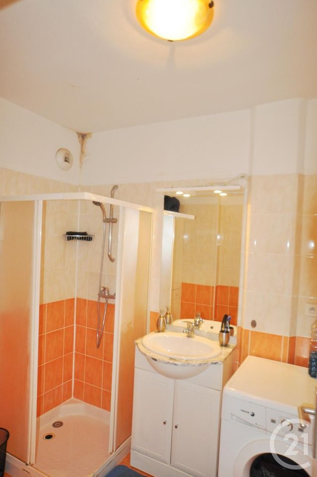 Appartement F2 &agrave; louer - 2 pi&egrave;ces - 45 m2 - Marcillac Vallon - 12 - MIDI-PYRENEES