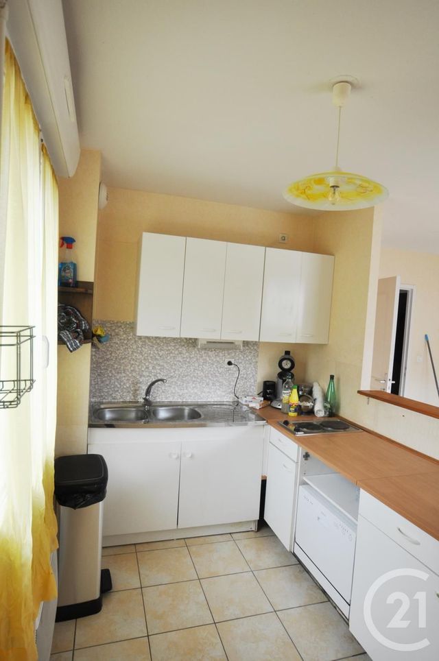 Appartement F2 &agrave; louer - 2 pi&egrave;ces - 45 m2 - Marcillac Vallon - 12 - MIDI-PYRENEES