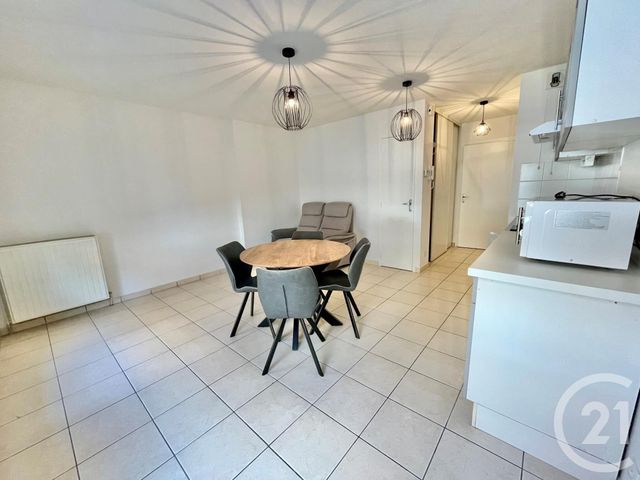Appartement F1 bis &agrave; louer - 2 pi&egrave;ces - 38,37 m2 - Rodez - 12 - MIDI-PYRENEES