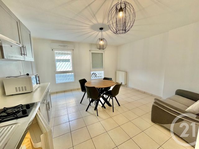 Appartement F1 bis &agrave; louer - 2 pi&egrave;ces - 38,37 m2 - Rodez - 12 - MIDI-PYRENEES