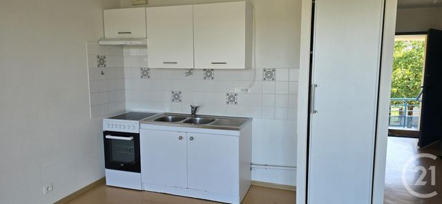 Appartement F2 &agrave; louer - 2 pi&egrave;ces - 45 m2 - Bozouls - 12 - MIDI-PYRENEES