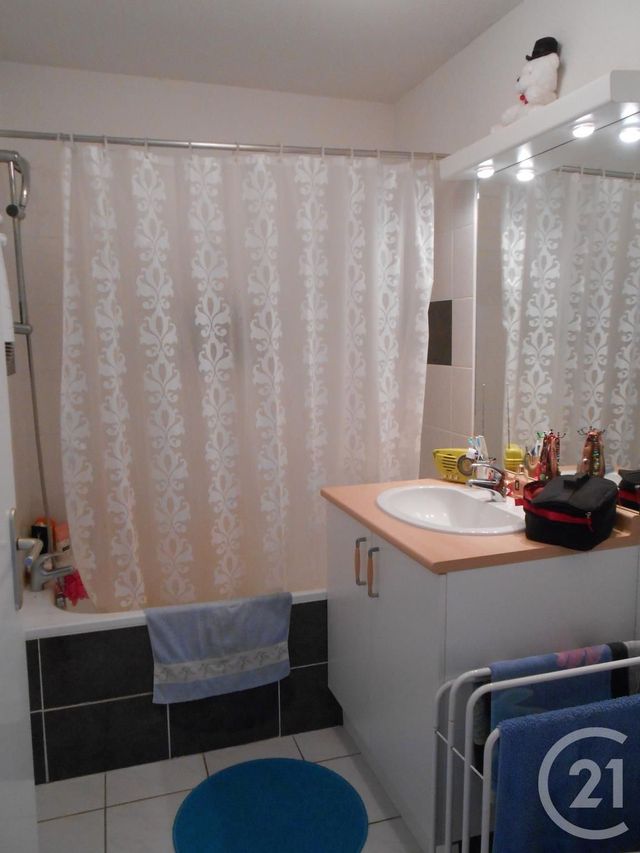 Appartement F1 bis &agrave; louer - 2 pi&egrave;ces - 30,71 m2 - Rodez - 12 - MIDI-PYRENEES