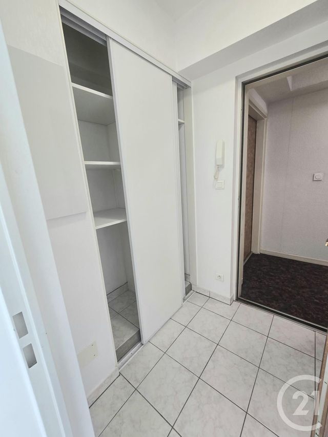 Appartement F1 &agrave; louer - 1 pi&egrave;ce - 20,79 m2 - Rodez - 12 - MIDI-PYRENEES