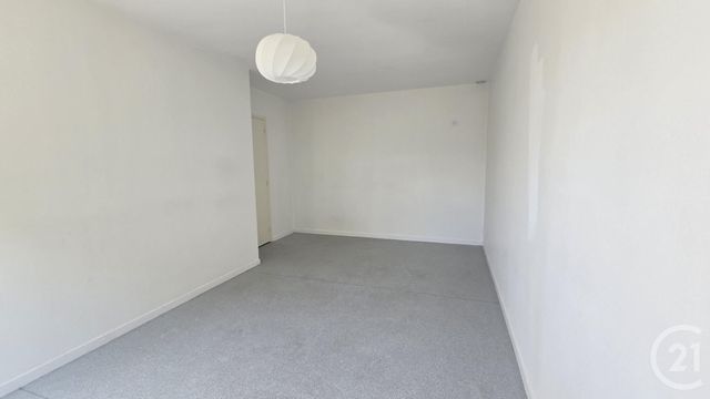 Maison &agrave; louer - 3 pi&egrave;ces - 85 m2 - Rodez - 12 - MIDI-PYRENEES