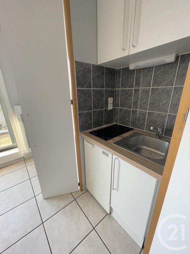 Appartement F2 &agrave; louer - 2 pi&egrave;ces - 33,10 m2 - Rodez - 12 - MIDI-PYRENEES