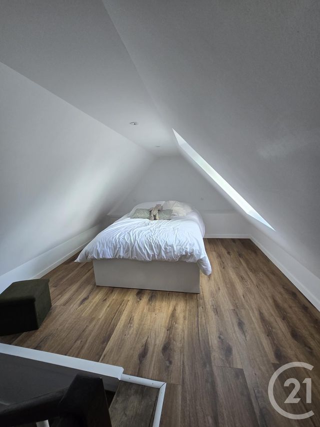 Appartement Duplex &agrave; louer - 2 pi&egrave;ces - 30 m2 - Rodez - 12 - MIDI-PYRENEES