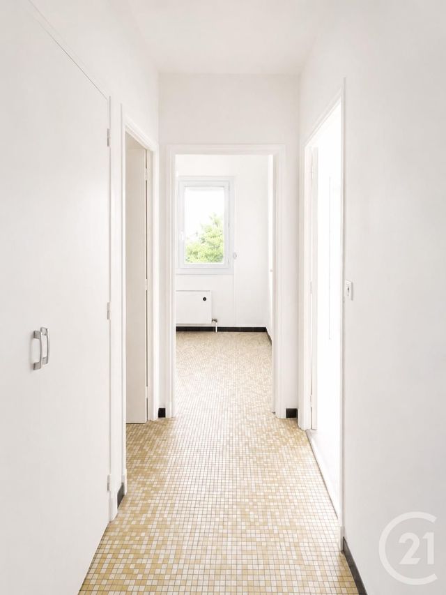 Appartement T1 &agrave; vendre - 1 pi&egrave;ce - 29,75 m2 - Onet Le Chateau - 12 - MIDI-PYRENEES