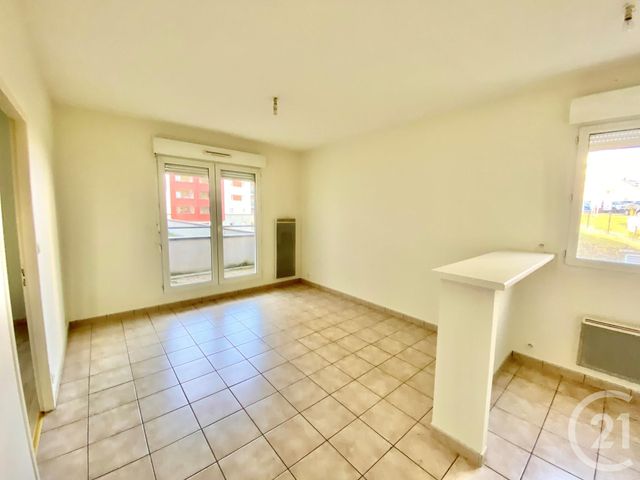 Appartement F2 &agrave; louer - 2 pi&egrave;ces - 31,15 m2 - Rodez - 12 - MIDI-PYRENEES