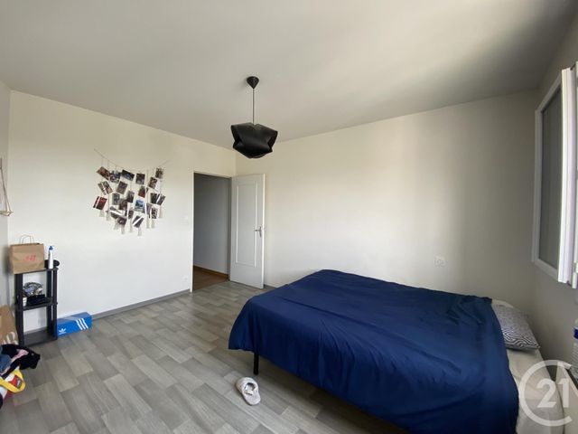 Appartement F3 &agrave; louer - 3 pi&egrave;ces - 79,66 m2 - Rodez - 12 - MIDI-PYRENEES