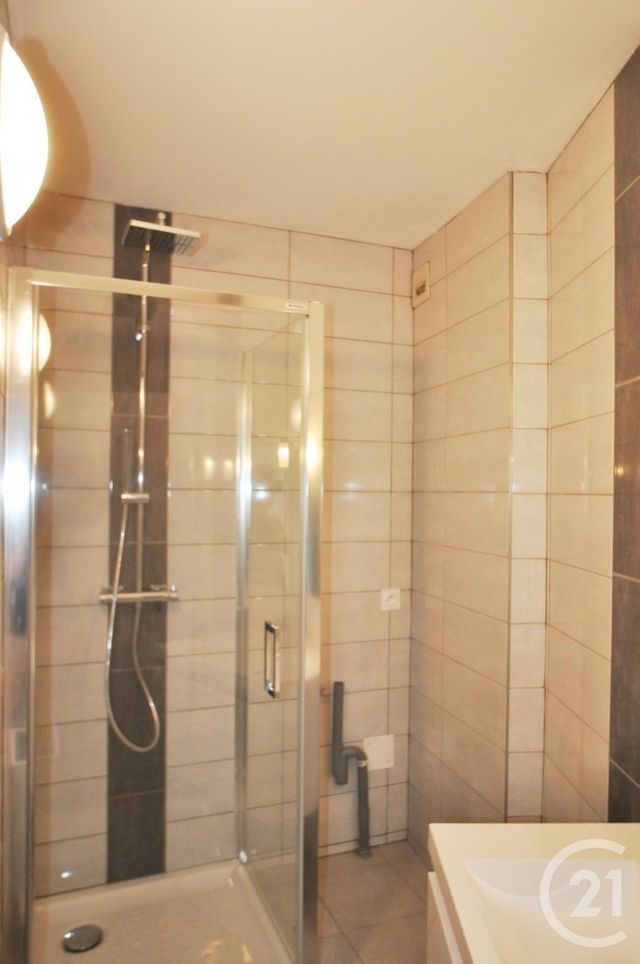 Appartement F3 &agrave; louer - 3 pi&egrave;ces - 79,66 m2 - Rodez - 12 - MIDI-PYRENEES
