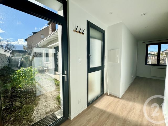 Appartement T1 &agrave; louer - 1 pi&egrave;ce - 18,10 m2 - Rodez - 12 - MIDI-PYRENEES