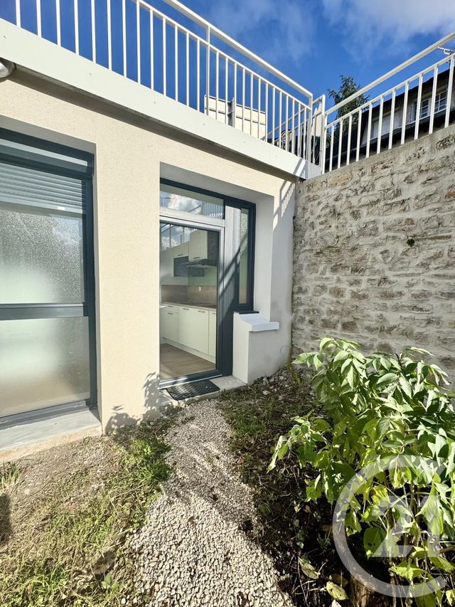 Appartement T1 &agrave; louer - 1 pi&egrave;ce - 18,10 m2 - Rodez - 12 - MIDI-PYRENEES