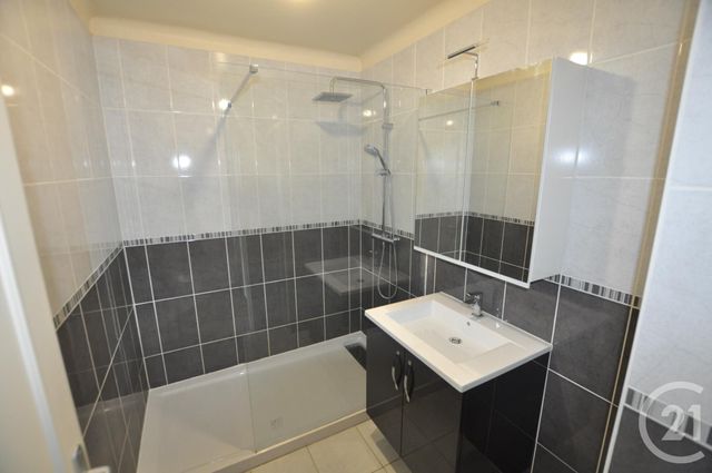 Appartement F2 &agrave; louer - 2 pi&egrave;ces - 47,85 m2 - Rodez - 12 - MIDI-PYRENEES