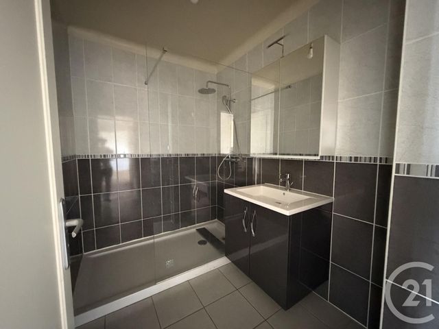 Appartement F2 &agrave; louer - 2 pi&egrave;ces - 47,85 m2 - Rodez - 12 - MIDI-PYRENEES