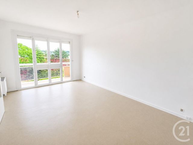 Prix immobilier ONET LE CHATEAU - Photo d’un appartement vendu
