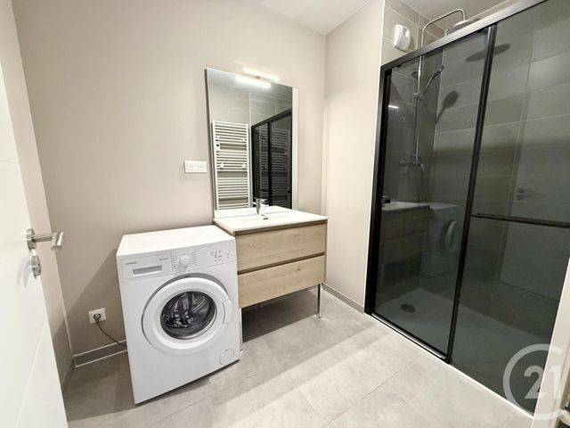 Appartement F2 &agrave; louer - 2 pi&egrave;ces - 42,43 m2 - Luc La Primaube - 12 - MIDI-PYRENEES