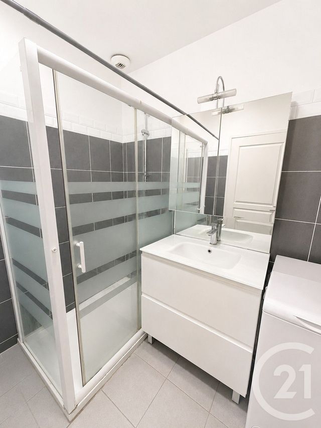 Appartement T2 &agrave; vendre - 2 pi&egrave;ces - 48,87 m2 - St Christophe Vallon - 12 - MIDI-PYRENEES