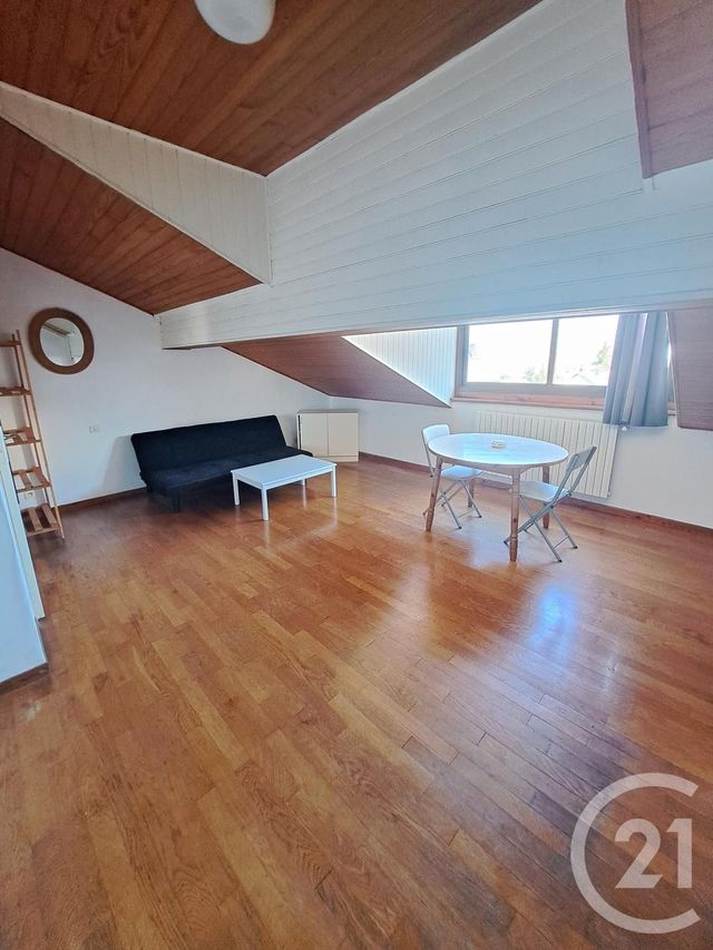 Appartement F1 &agrave; louer - 1 pi&egrave;ce - 17,69 m2 - Rodez - 12 - MIDI-PYRENEES