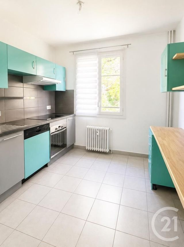 Appartement T3 &agrave; louer - 3 pi&egrave;ces - 71,08 m2 - Rodez - 12 - MIDI-PYRENEES