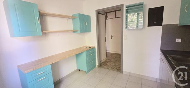 Appartement T3 &agrave; louer - 3 pi&egrave;ces - 71,08 m2 - Rodez - 12 - MIDI-PYRENEES
