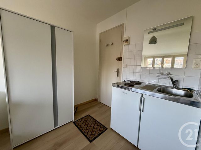 Appartement F1 &agrave; louer - 1 pi&egrave;ce - 11,52 m2 - Rodez - 12 - MIDI-PYRENEES