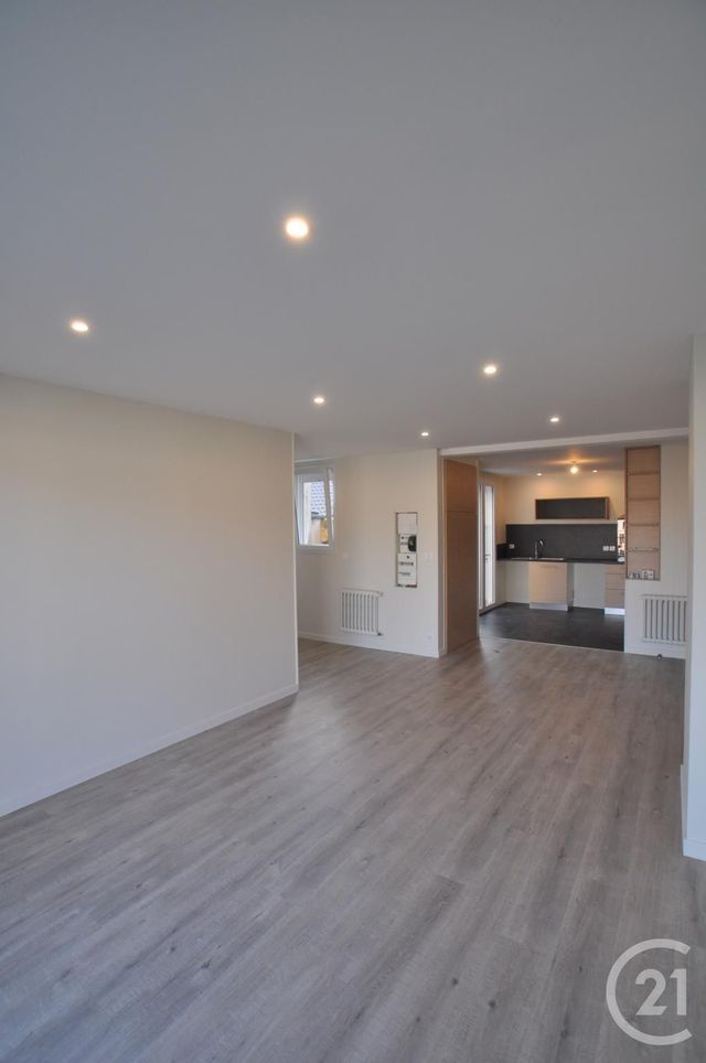 Appartement F3 &agrave; louer - 3 pi&egrave;ces - 67,39 m2 - Rodez - 12 - MIDI-PYRENEES