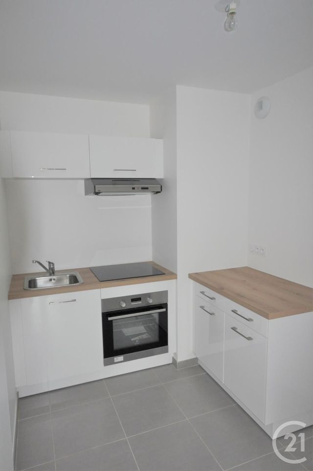 Appartement F1 bis &agrave; louer - 2 pi&egrave;ces - 36,64 m2 - Rodez - 12 - MIDI-PYRENEES