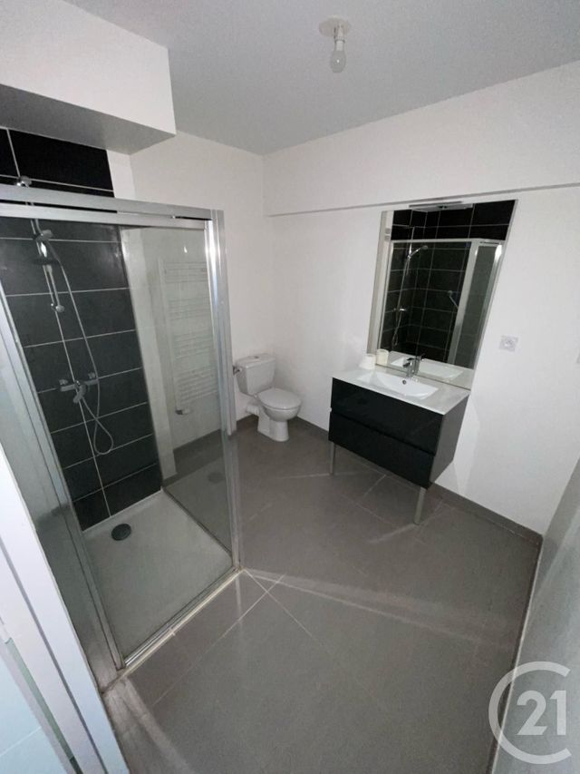 Appartement F1 bis &agrave; louer - 2 pi&egrave;ces - 36,64 m2 - Rodez - 12 - MIDI-PYRENEES