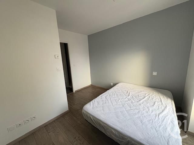 Appartement F1 bis &agrave; louer - 2 pi&egrave;ces - 33,25 m2 - Rodez - 12 - MIDI-PYRENEES