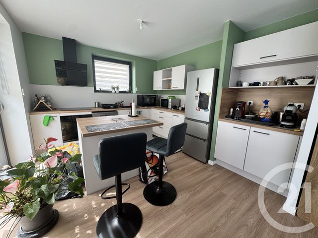 Appartement T4 &agrave; louer - 4 pi&egrave;ces - 97,69 m2 - Rodez - 12 - MIDI-PYRENEES