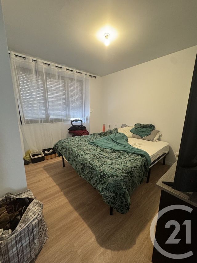 Appartement T4 &agrave; louer - 4 pi&egrave;ces - 97,69 m2 - Rodez - 12 - MIDI-PYRENEES