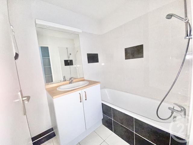 Appartement F2 &agrave; louer - 2 pi&egrave;ces - 44,36 m2 - Rodez - 12 - MIDI-PYRENEES