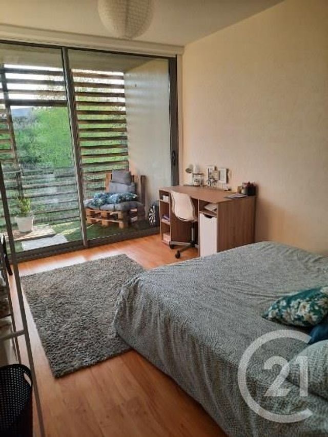 Appartement F3 &agrave; louer - 3 pi&egrave;ces - 62,25 m2 - Rodez - 12 - MIDI-PYRENEES