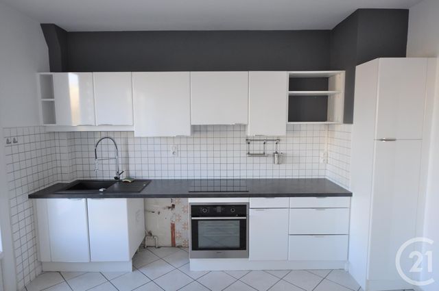Appartement &agrave; louer - 3 pi&egrave;ces - 63,20 m2 - Rodez - 12 - MIDI-PYRENEES