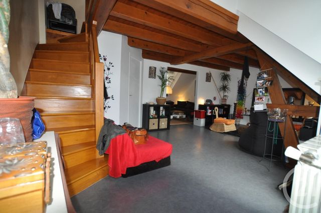 Appartement Triplex &agrave; louer - 3 pi&egrave;ces - 67,33 m2 - Rodez - 12 - MIDI-PYRENEES