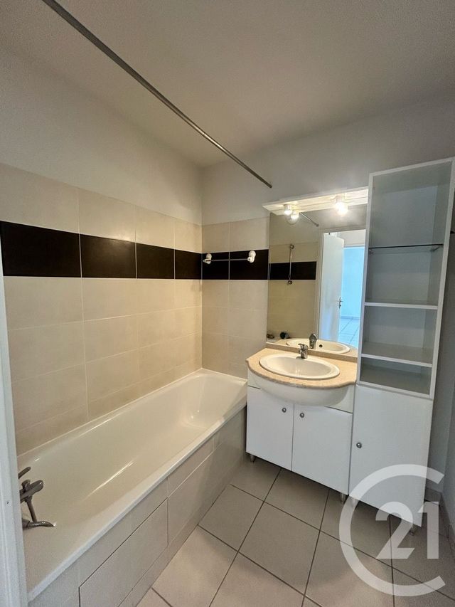 Appartement T2 &agrave; vendre - 2 pi&egrave;ces - 42,71 m2 - Onet Le Chateau - 12 - MIDI-PYRENEES