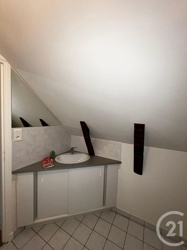 Appartement F2 &agrave; louer - 2 pi&egrave;ces - 43 m2 - Rodez - 12 - MIDI-PYRENEES